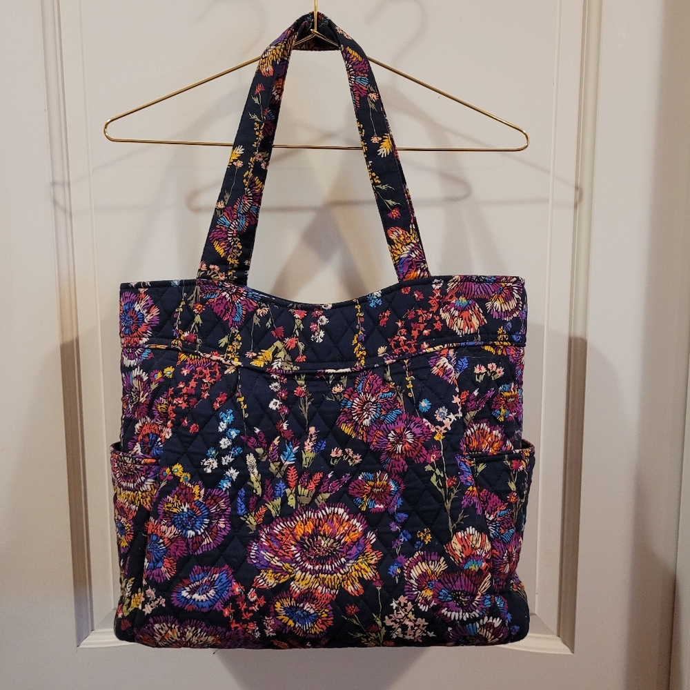 Vera Bradley Midnight Wildflowers Lage Tote Blue
